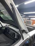 Стойка электропривода заднего багажника Tesla Model Y 1500601-20-B